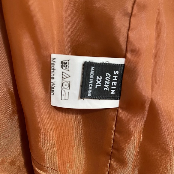 Shein Curve lightweight dressy coat. - Picture 4 of 5